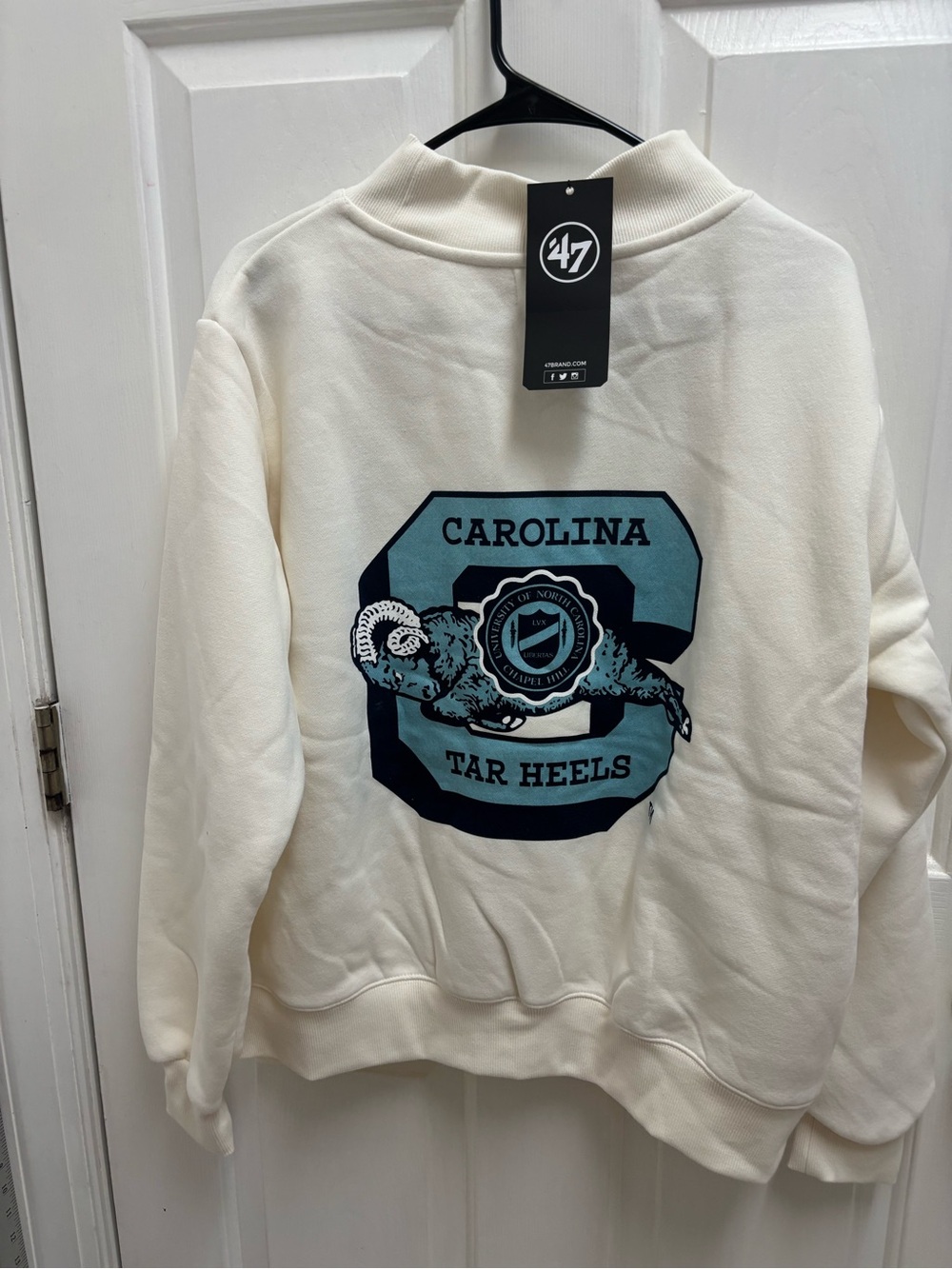 Parke/47 Collab UNC Cream Mock-Neck Women's Sweatshirt with Embroidered Motif - Picture 2 of 5